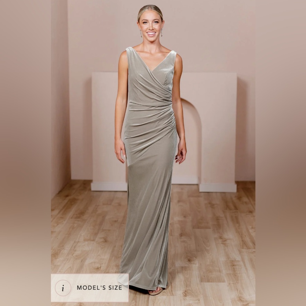 Revelry Dawson Velvet Dress Sz 22 Ruched Maxi